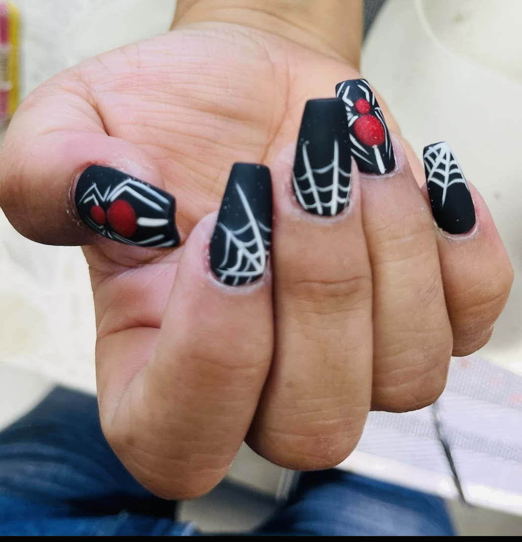 Manicures 9